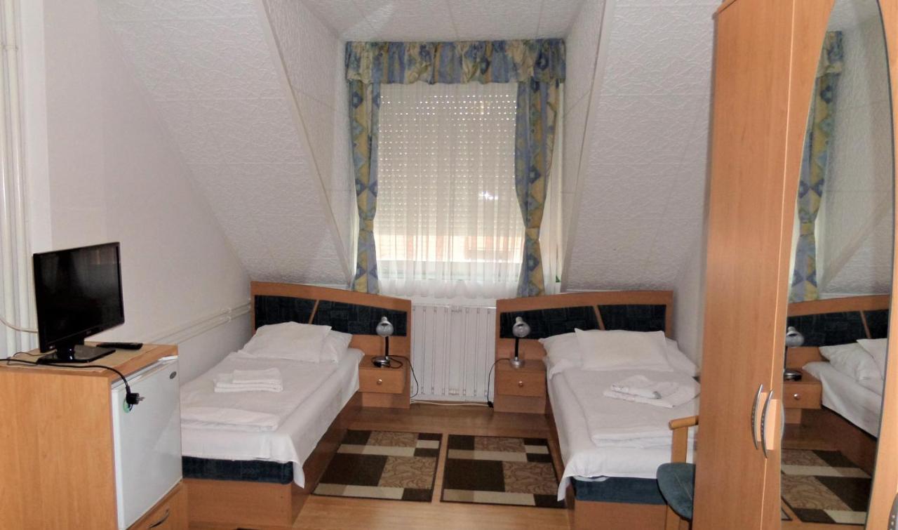 Silent Apartmanhaz Harkan Exterior foto