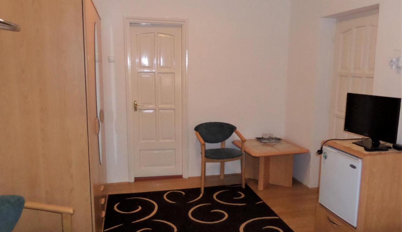 Silent Apartmanhaz Harkan Exterior foto