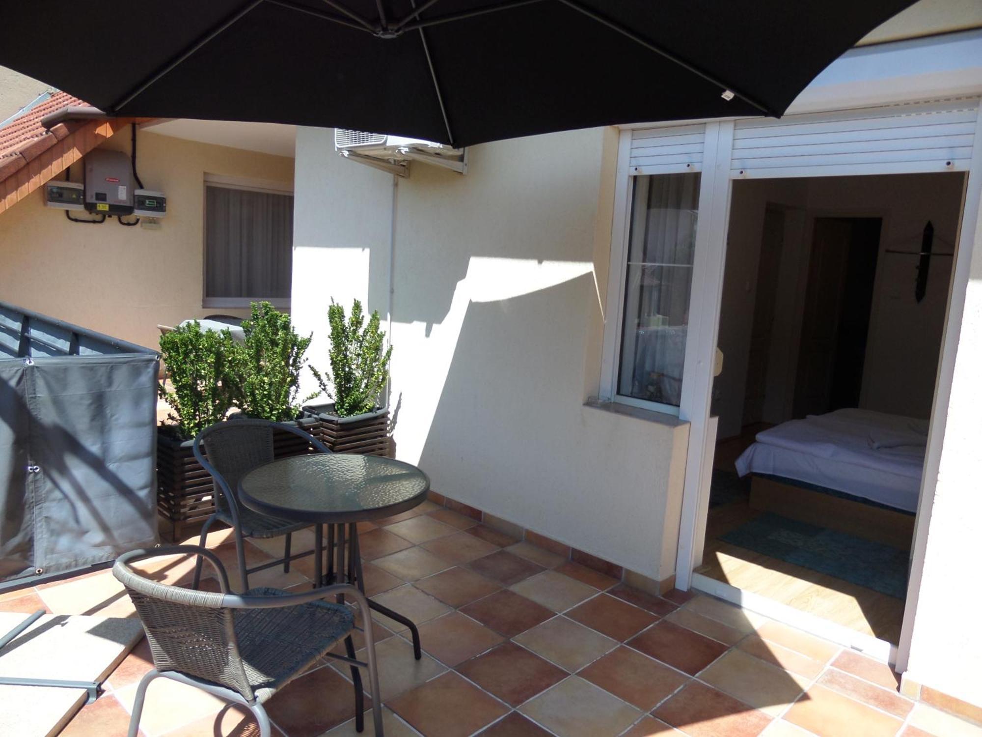 Silent Apartmanhaz Harkan Exterior foto